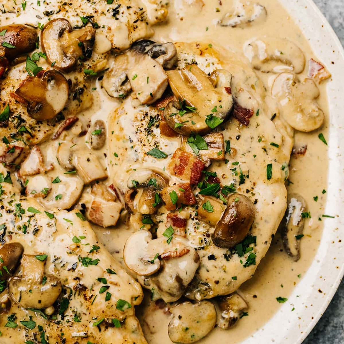 Master the Easy Creamy Chicken Bacon Mushroom Skillet